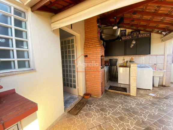 Imagem Casa com 2 Quartos à Venda, 108 m² em Centro - Mogi Mirim Imagem Casa com 2 Quartos à Venda, 108 m² em Centro - Mogi Mirim