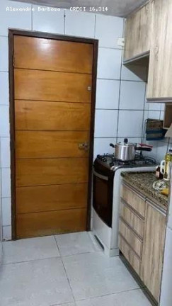 Imagem Apartamento com 3 Quartos à Venda, 70 m² em Encruzilhada - Recife