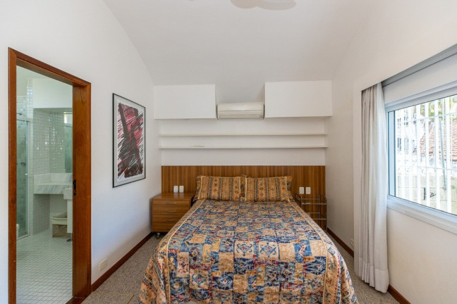 Imagem Casa com 3 Quartos à Venda, 600 m² em Jardim Marajoara - São Paulo Imagem Casa com 3 Quartos à Venda, 600 m² em Jardim Marajoara - São Paulo