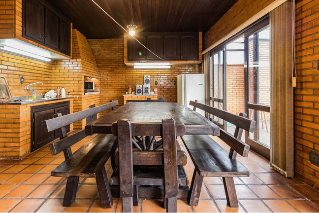 Casa com 3 Quartos à Venda, 380 m² em Partenon - Porto Alegre