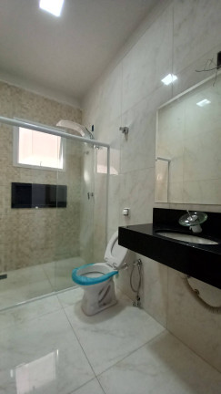 Imagem Casa com 3 Quartos à Venda, 250 m² em Parque São Cristóvão - Taubaté Imagem Casa com 3 Quartos à Venda, 250 m² em Parque São Cristóvão - Taubaté