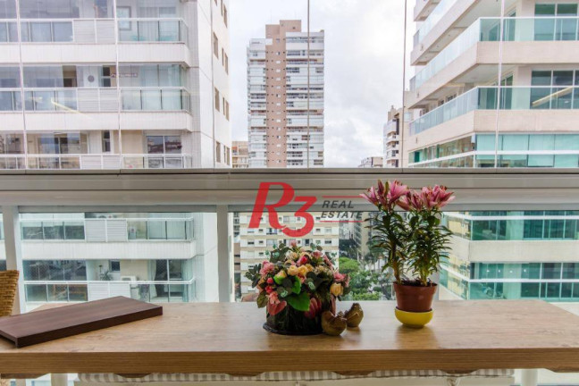 Imagem Apartamento com 4 Quartos à Venda, 191 m² em Gonzaga - Santos
