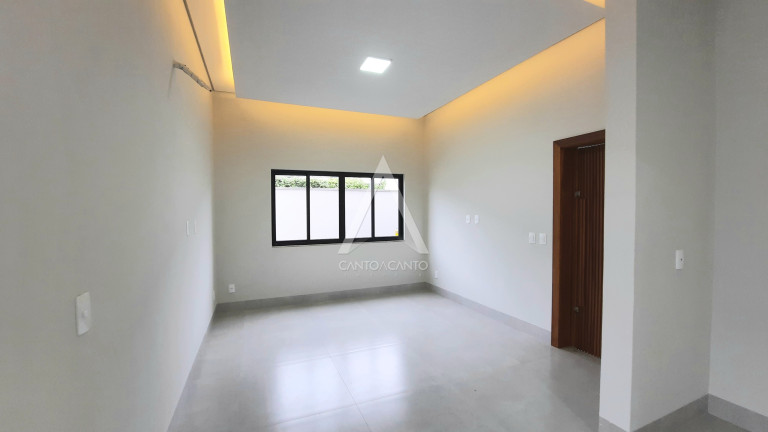 Imagem Casa com 3 Quartos à Venda, 342 m² em Setor Comercial - Sinop