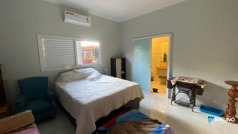 Imagem Casa com 6 Quartos à Venda, 400 m² em Portal De Dourados - Dourados Imagem Casa com 6 Quartos à Venda, 400 m² em Portal De Dourados - Dourados