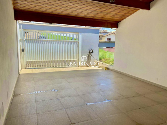 Imagem Casa com 3 Quartos à Venda, 200 m² em Centro - Extrema Imagem Casa com 3 Quartos à Venda, 200 m² em Centro - Extrema