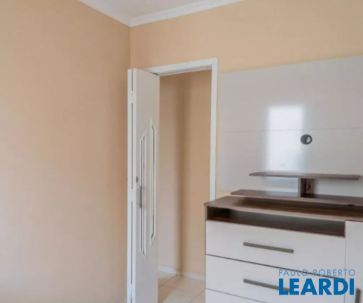 Imagem Apartamento com 3 Quartos à Venda, 61 m² em Vila Homero Thon - Santo André Imagem Apartamento com 3 Quartos à Venda, 61 m² em Vila Homero Thon - Santo André