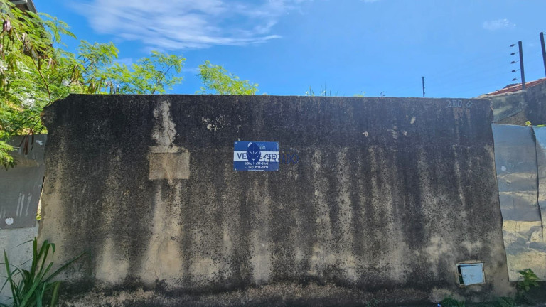 Terreno à Venda, 375 m² em Centro - Anápolis