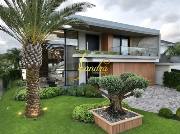 Imagem Casa de Condomínio com 5 Quartos à Venda, 595 m² em Zona Nova - Capão Da Canoa