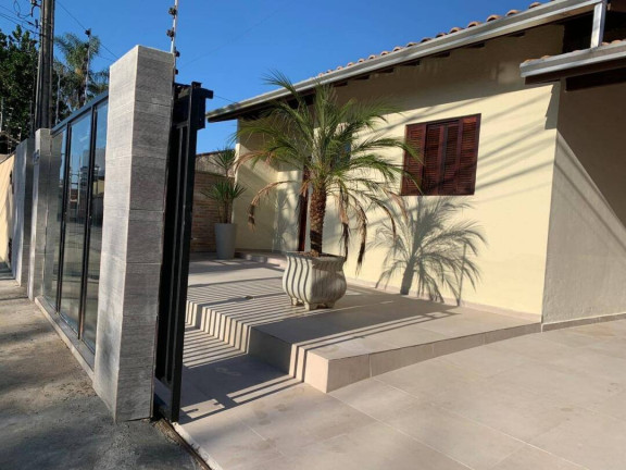 Imagem Casa com 3 Quartos à Venda, 180 m² em Martim De Sá - Caraguatatuba Imagem Casa com 3 Quartos à Venda, 180 m² em Martim De Sá - Caraguatatuba