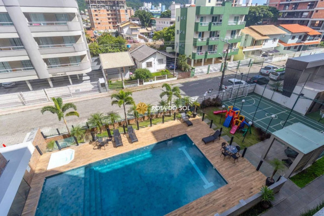 Apartamento com 2 Quartos à Venda, 95 m² em Bombas - Bombinhas