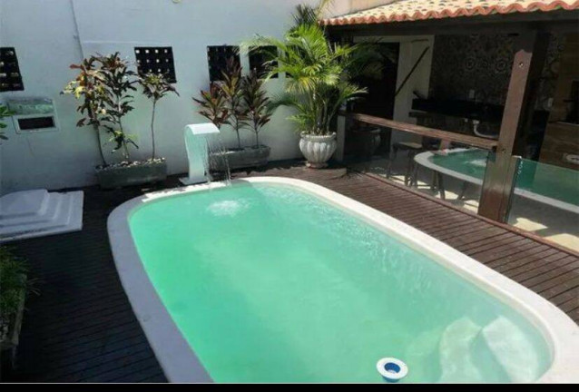 Imagem Casa com 4 Quartos à Venda, 280 m² em Candelária - Natal Imagem Casa com 4 Quartos à Venda, 280 m² em Candelária - Natal