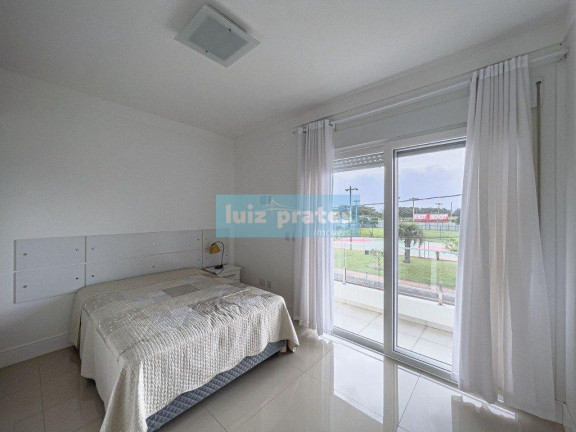 Imagem Casa com 5 Quartos à Venda, 380 m² em Centro - Xangri-lá