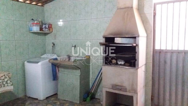 Imagem Casa com 2 Quartos à Venda, 250 m² em Ivoturucaia - Jundiaí