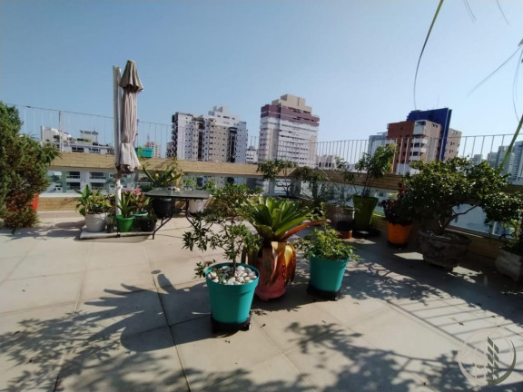 Imagem Apartamento com 3 Quartos à Venda, 258 m² em Gonzaga - Santos