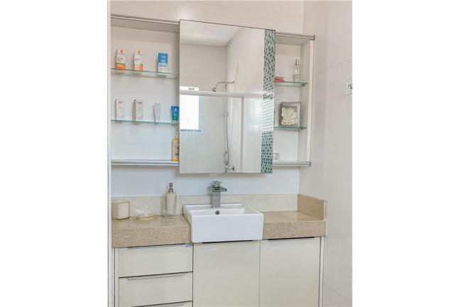 Imagem Casa com 4 Quartos à Venda, 284 m² em Centro - Balneário Camboriú
