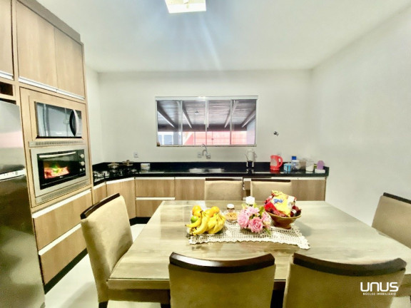 Imagem Casa com 7 Quartos à Venda, 360 m² em Ipiranga - São José