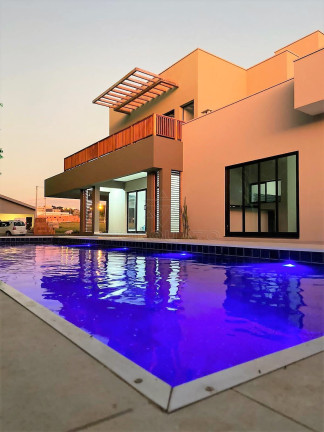Imagem Casa à Venda, 263 m² em Recanto Dos Pássaros - Engenheiro Coelho Imagem Casa à Venda, 263 m² em Recanto Dos Pássaros - Engenheiro Coelho