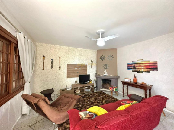 Imagem Casa com 3 Quartos à Venda, 109 m² em Centro - Xangri-lá