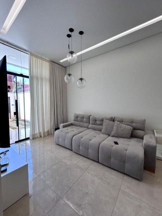 Casa com 3 Quartos à Venda, 151 m² em Santa Genoveva - Goiânia