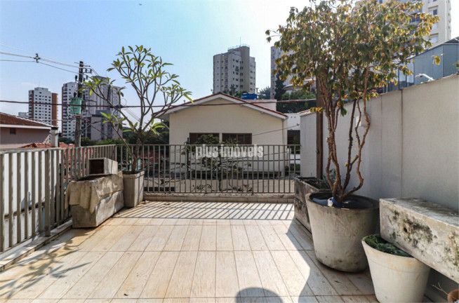 Imagem Casa com 2 Quartos à Venda, 180 m² em Vila Madalena - São Paulo Imagem Casa com 2 Quartos à Venda, 180 m² em Vila Madalena - São Paulo