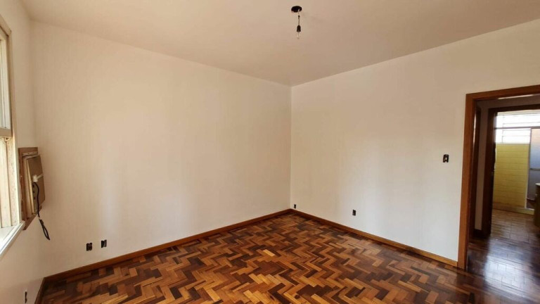 Imagem Apartamento com 2 Quartos à Venda, 72 m² em Passo Da Areia - Porto Alegre Imagem Apartamento com 2 Quartos à Venda, 72 m² em Passo Da Areia - Porto Alegre