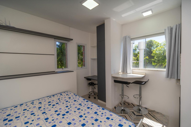 Imagem Apartamento com 1 Quarto à Venda, 20 m² em Mercês - Curitiba Imagem Apartamento com 1 Quarto à Venda, 20 m² em Mercês - Curitiba