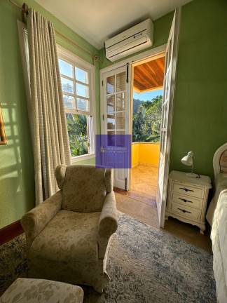 Imagem Casa com 7 Quartos à Venda, em Enseada - Guarujá Imagem Casa com 7 Quartos à Venda, em Enseada - Guarujá