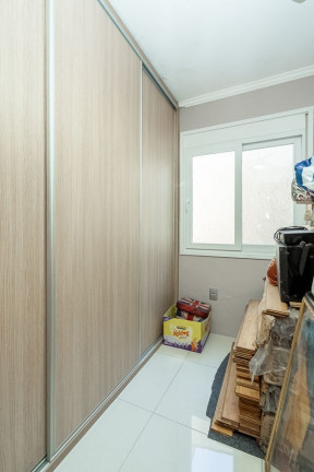 Imagem Casa com 4 Quartos à Venda, 288 m² em Jardim Itu - Porto Alegre
