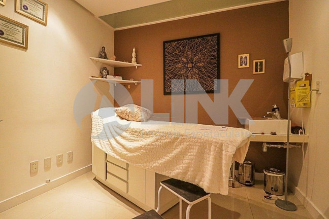 Imagem Imóvel com 3 Quartos à Venda, 94 m² em Moinhos De Vento - Porto Alegre