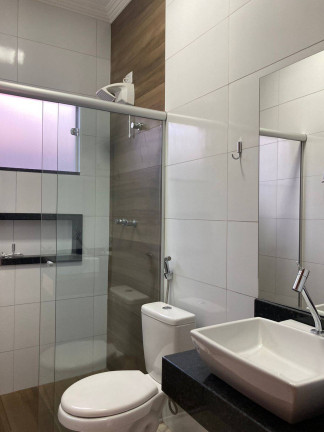 Imagem Casa com 3 Quartos à Venda, 250 m² em Jardim Santos Dumont - Ourinhos Imagem Casa com 3 Quartos à Venda, 250 m² em Jardim Santos Dumont - Ourinhos