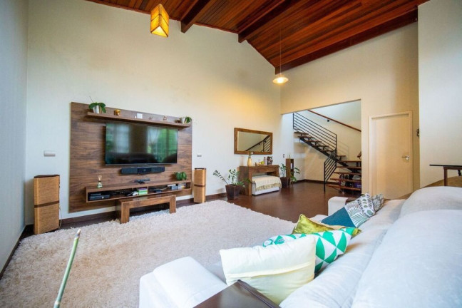 Casa com 4 Quartos à Venda, 255 m² em Chácara Vale Do Rio Cotia - Carapicuíba