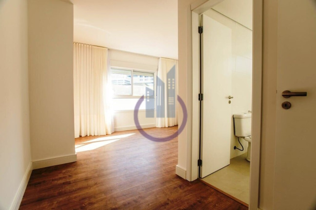 Imagem Apartamento com 3 Quartos à Venda, 131 m² em Seminário - Curitiba Imagem Apartamento com 3 Quartos à Venda, 131 m² em Seminário - Curitiba