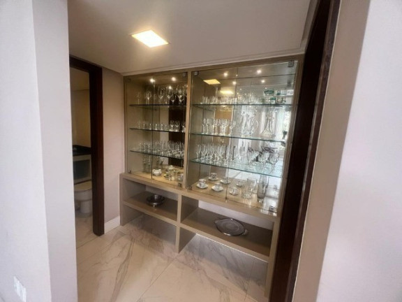 Imagem Casa com 3 Quartos à Venda, em Itaigara - Salvador Imagem Casa com 3 Quartos à Venda, em Itaigara - Salvador