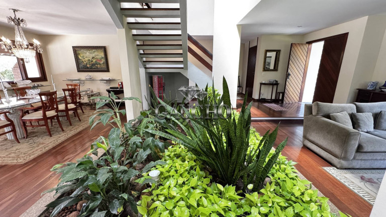 Imagem Casa com 4 Quartos à Venda, 375 m² em Barra Da Tijuca - Rio De Janeiro Imagem Casa com 4 Quartos à Venda, 375 m² em Barra Da Tijuca - Rio De Janeiro