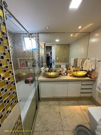 Imagem Imóvel com 4 Quartos à Venda, 183 m² em Barra - Salvador Imagem Imóvel com 4 Quartos à Venda, 183 m² em Barra - Salvador