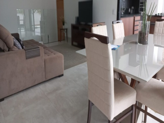 Imagem Casa com 3 Quartos para Alugar ou Temporada, 265 m² em Medeiros - Jundiaí Imagem Casa com 3 Quartos para Alugar ou Temporada, 265 m² em Medeiros - Jundiaí