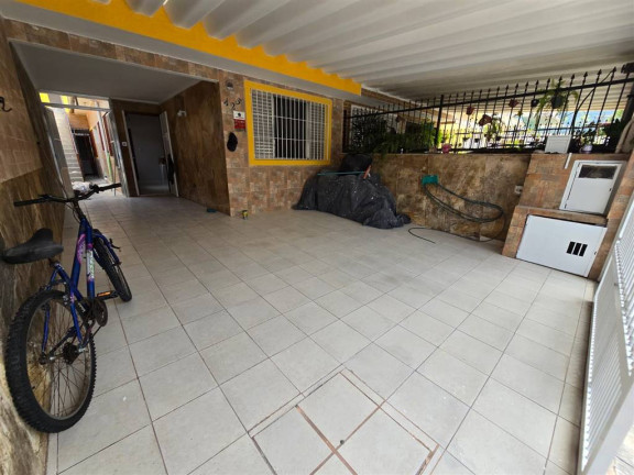 Imagem Casa com 2 Quartos à Venda,  em Solemar - Praia Grande