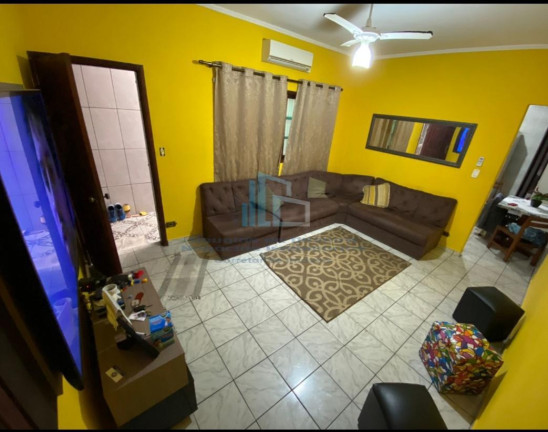 Imagem Casa com 2 Quartos à Venda, em Caiçara - Praia Grande Imagem Casa com 2 Quartos à Venda, em Caiçara - Praia Grande