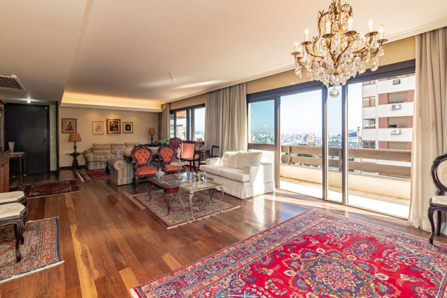 Imóvel com 3 Quartos à Venda,  em Bela Vista - Porto Alegre