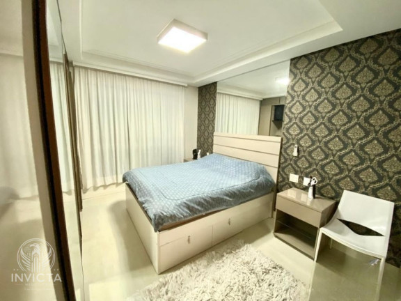 Imagem Apartamento com 4 Quartos à Venda, 150 m² em Centro - Balneário Camboriú Imagem Apartamento com 4 Quartos à Venda, 150 m² em Centro - Balneário Camboriú
