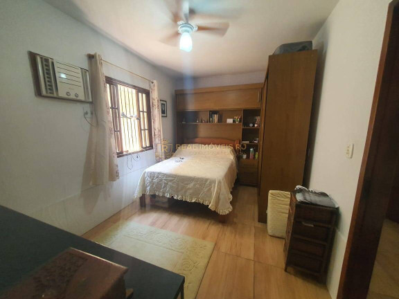 Imagem Casa com 4 Quartos à Venda, 326 m² em Vila Valqueire - Rio De Janeiro Imagem Casa com 4 Quartos à Venda, 326 m² em Vila Valqueire - Rio De Janeiro