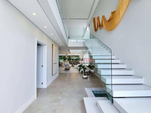 Imagem Casa com 6 Quartos à Venda, 420 m² em Riviera Módulo 11 - Bertioga Imagem Casa com 6 Quartos à Venda, 420 m² em Riviera Módulo 11 - Bertioga