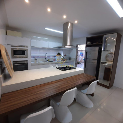 Imagem Casa com 5 Quartos para Alugar, em Jardins Valência - Goiânia Imagem Casa com 5 Quartos para Alugar, em Jardins Valência - Goiânia