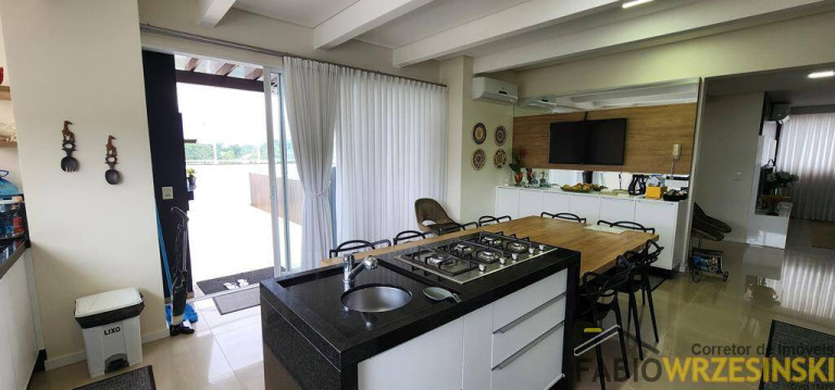 Imagem Cobertura com 3 Quartos à Venda, 168 m² em Floresta - Joinville
