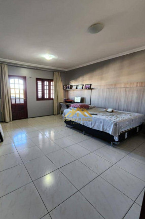 Imagem Imóvel com 4 Quartos à Venda, 180 m² em Maraponga - Fortaleza Imagem Imóvel com 4 Quartos à Venda, 180 m² em Maraponga - Fortaleza