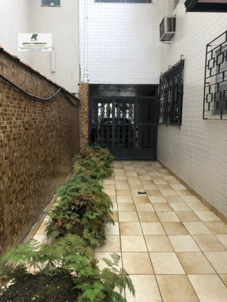 Imagem Casa com 3 Quartos à Venda, 333 m² em Gonzaga - Santos