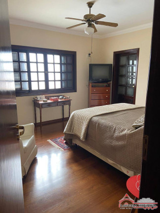 Imagem Casa com 3 Quartos à Venda, 600 m² em Jardim Olympia - Jacareí Imagem Casa com 3 Quartos à Venda, 600 m² em Jardim Olympia - Jacareí