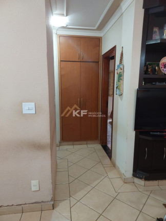 Imagem Casa com 2 Quartos à Venda, 230 m² em Planalto Verde - Ribeirão Preto Imagem Casa com 2 Quartos à Venda, 230 m² em Planalto Verde - Ribeirão Preto