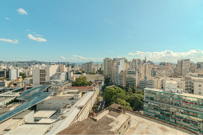 Imagem Apartamento com 2 Quartos à Venda, 110 m² em Independência - Porto Alegre
