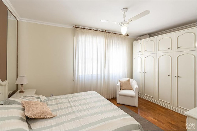 Imagem Imóvel com 2 Quartos à Venda, 82 m² em Menino Deus - Porto Alegre